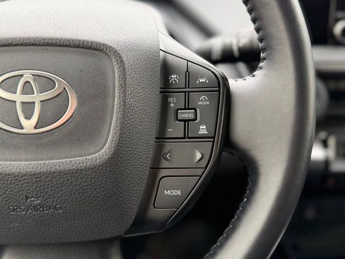 Used 2024 Toyota Prius LE image 11