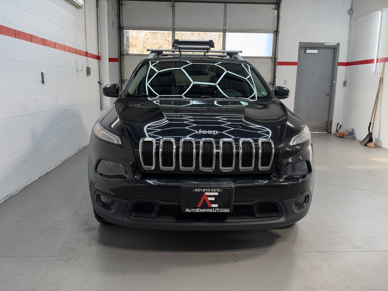 Used 2015 Jeep Cherokee Latitude AWD/4WD image 12