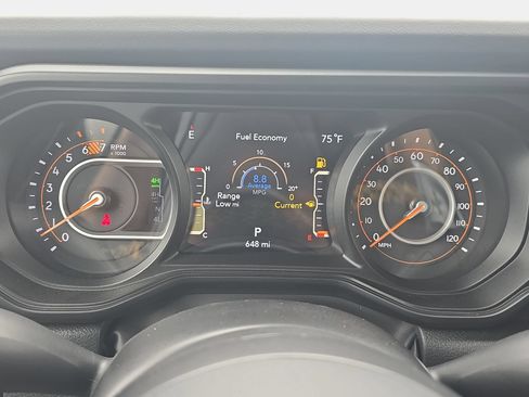 Used 2025 Jeep Wrangler Unlimited Rubicon 392 AWD/4WD image 18