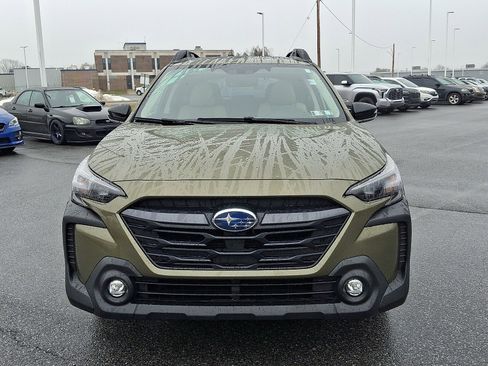Certified 2025 Subaru Outback Premium image 2