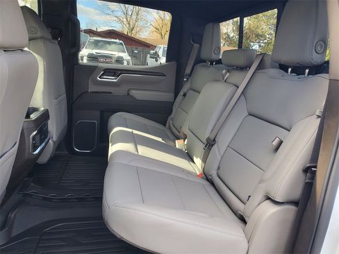 New 2026 GMC Sierra 1500 SLT w/ SLT Premium Plus Package image 29
