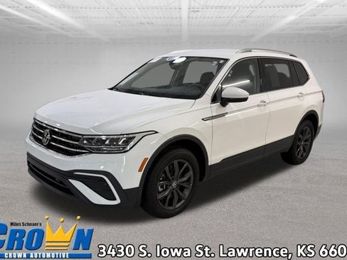 Certified 2024 Volkswagen Tiguan SE AWD/4WD image 1