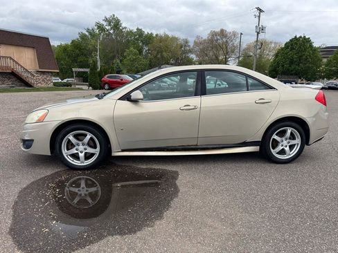 Used 2009 Pontiac G6 Sedan w/ Sport Package 2 FWD image 9
