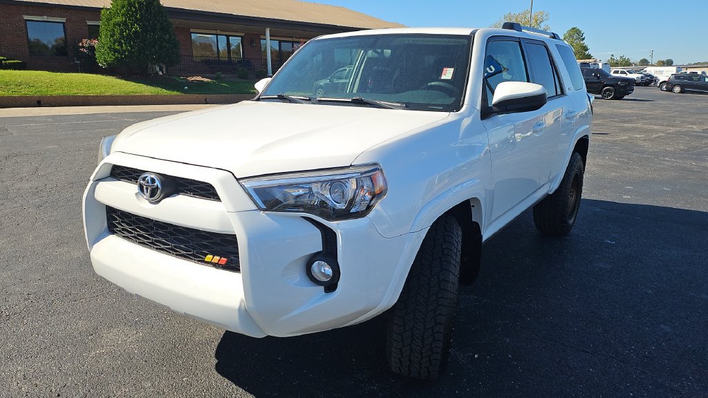 Used 2019 Toyota 4Runner SR5 RWD image 29
