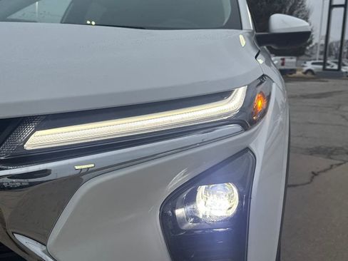 New 2026 Chevrolet Trax LT w/ LPO, Blackout Package image 11