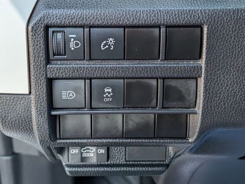 Used 2024 Toyota Tacoma TRD Off-Road image 10