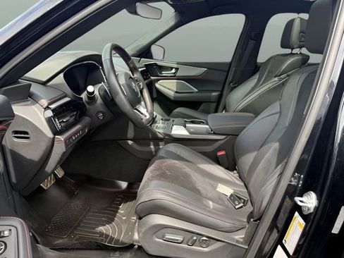 Used 2023 Acura MDX A-Spec image 7