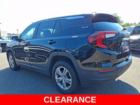 Used 2024 GMC Terrain SLE AWD/4WD image 4