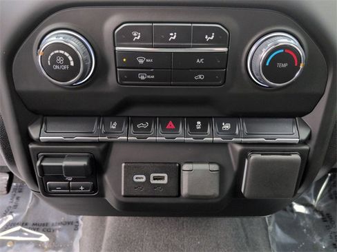 Used 2025 Chevrolet Silverado 2500 Custom w/ Custom Convenience Package image 18