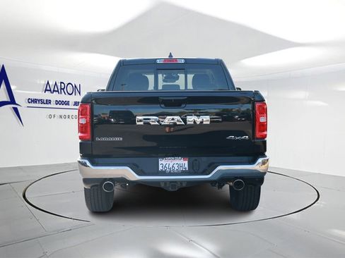 Used 2025 RAM 1500 Laramie AWD/4WD image 3