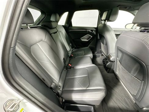 Used 2022 Audi Q3 2.0T Premium image 27