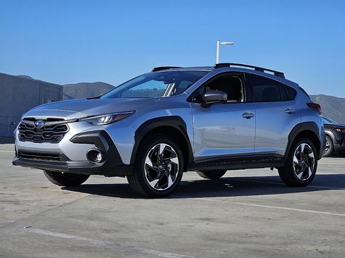 Certified 2025 Subaru Crosstrek 2.5i Limited w/ Crosstrek Mirror Package image 7