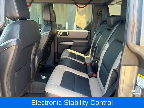 Used 2023 Ford Bronco Wildtrak AWD/4WD image 26