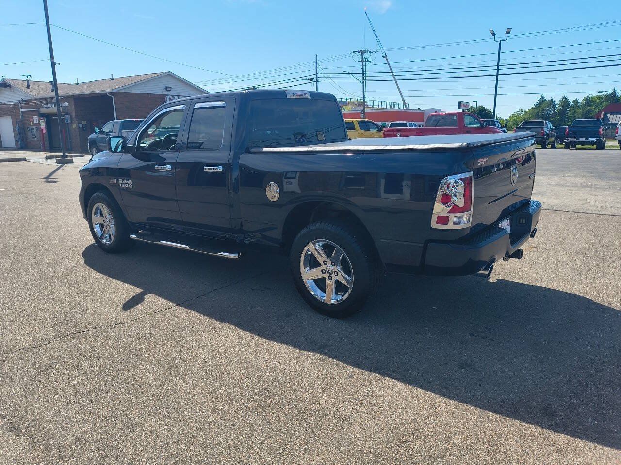 Used 2015 RAM 1500 Express AWD/4WD image 7