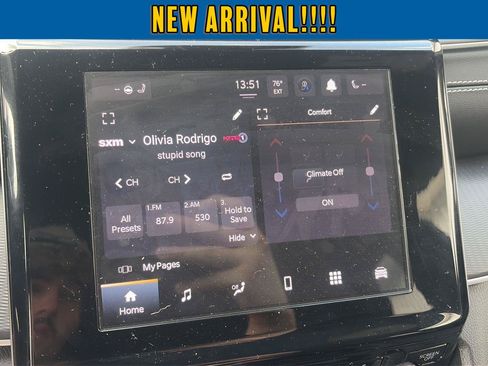 Used 2023 Jeep Grand Cherokee Altitude AWD/4WD image 16