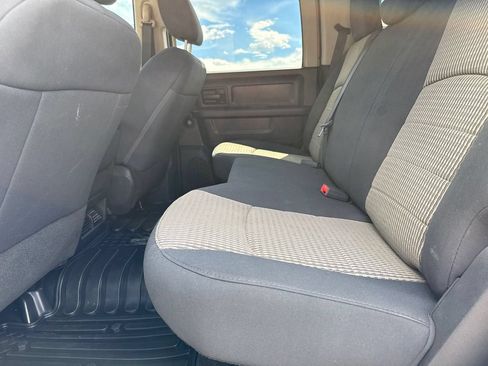 Used 2012 RAM 1500 Express w/ ST Popular Equipment Group AWD/4WD image 29