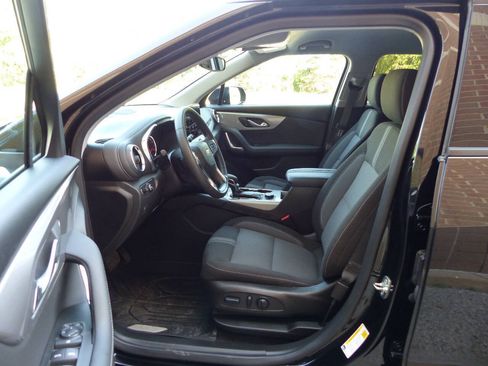 Used 2026 Chevrolet Blazer LT w/ Convenience Package AWD/4WD image 24
