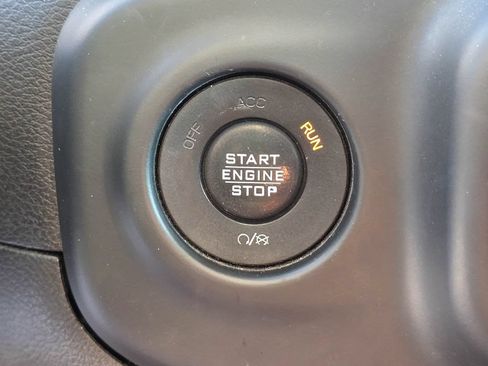 Used 2018 Jeep Wrangler Unlimited Sport S AWD/4WD image 20