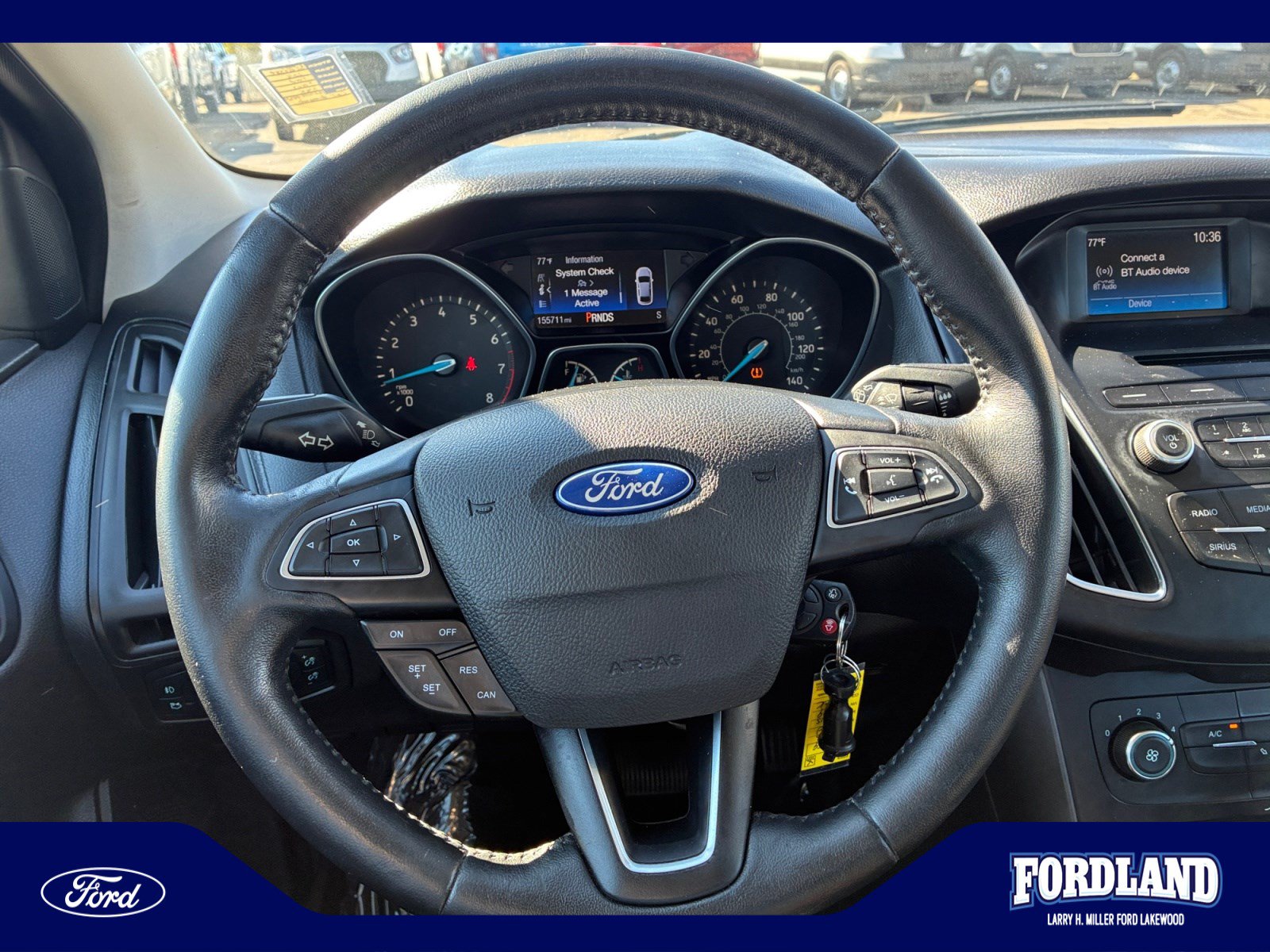 Used 2016 Ford Focus SE w/ Equipment Group 201A FWD image 9