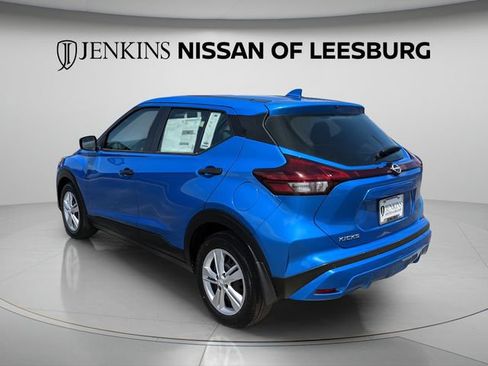 Certified 2025 Nissan Kicks Play S FWD image 6