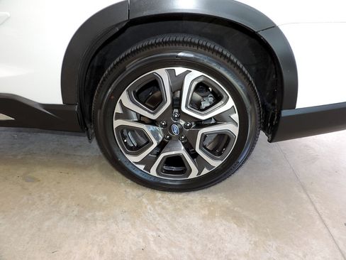 Certified 2024 Subaru Ascent Touring AWD/4WD image 11