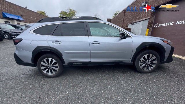 Used 2024 Subaru Outback Limited XT AWD/4WD image 9