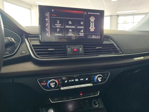 Used 2022 Audi Q5 2.0T Premium w/ Convenience Package AWD/4WD image 25