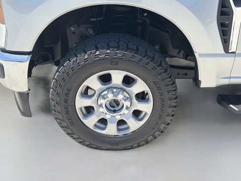 Used 2024 Ford F250 XLT AWD/4WD image 29