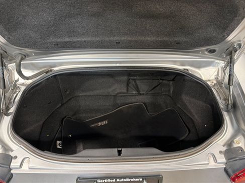 Used 2017 FIAT 124 Spider Classica RWD image 37