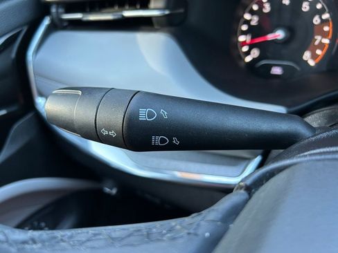 Used 2023 Jeep Compass Limited image 22