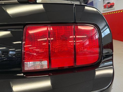 Used 2008 Ford Mustang GT image 11