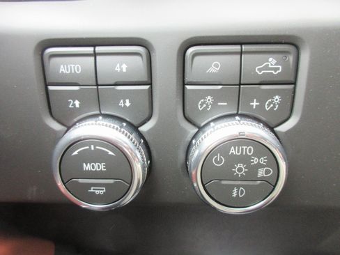 New 2026 GMC Sierra 2500 Denali Ultimate image 18