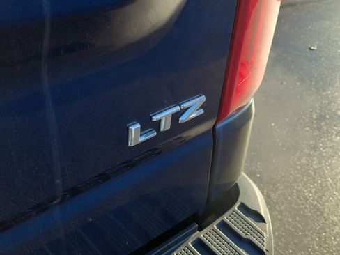 Used 2021 Chevrolet Silverado 1500 LTZ w/ Technology Package image 9