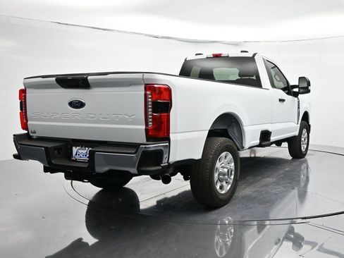 Used 2024 Ford F350 XLT w/ 360-Degree Camera Package image 5