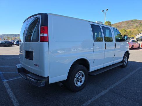 Used 2023 GMC Savana 2500 Work Van w/ Driver Convenience Package image 3
