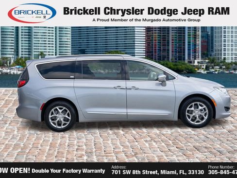 Used 2019 Chrysler Pacifica Limited w/ Advanced Safetytec Group FWD image 4