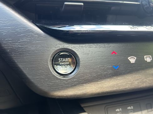 Used 2025 Nissan Murano SL w/ Cargo Package AWD/4WD image 26
