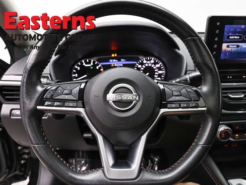 Used 2023 Nissan Altima 2.5 SR w/ SR Premium Package AWD/4WD image 10