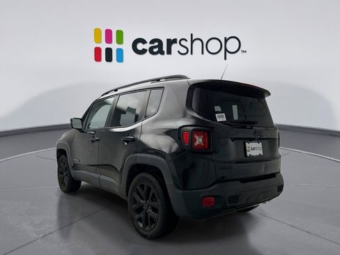 Used 2016 Jeep Renegade Latitude image 4