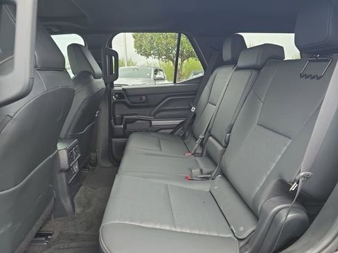 Used 2025 Toyota 4Runner TRD Off-Road Premium w/ Tow Technology Package image 14