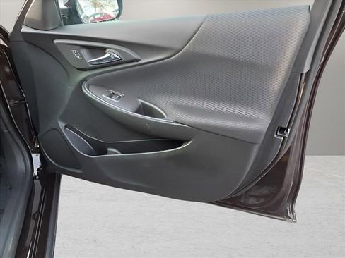 Used 2020 Chevrolet Malibu LT image 11
