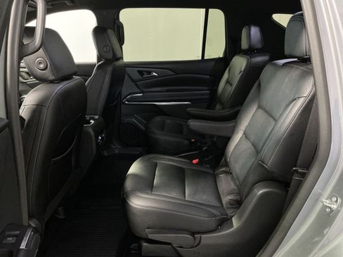 Used 2024 Chevrolet Traverse LT w/ LPO, Floor Liner Package FWD image 23