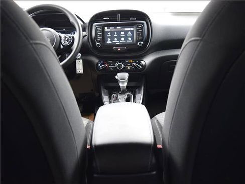 Used 2021 Kia Soul S image 26
