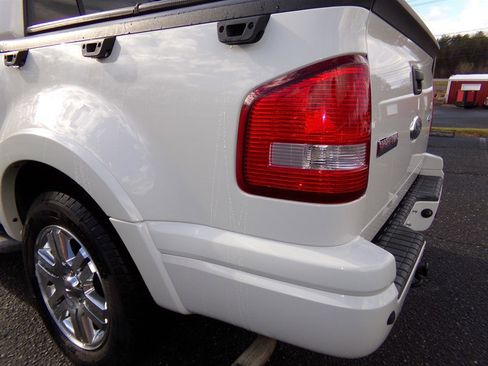 Used 2008 Ford Explorer Sport Trac Limited image 12