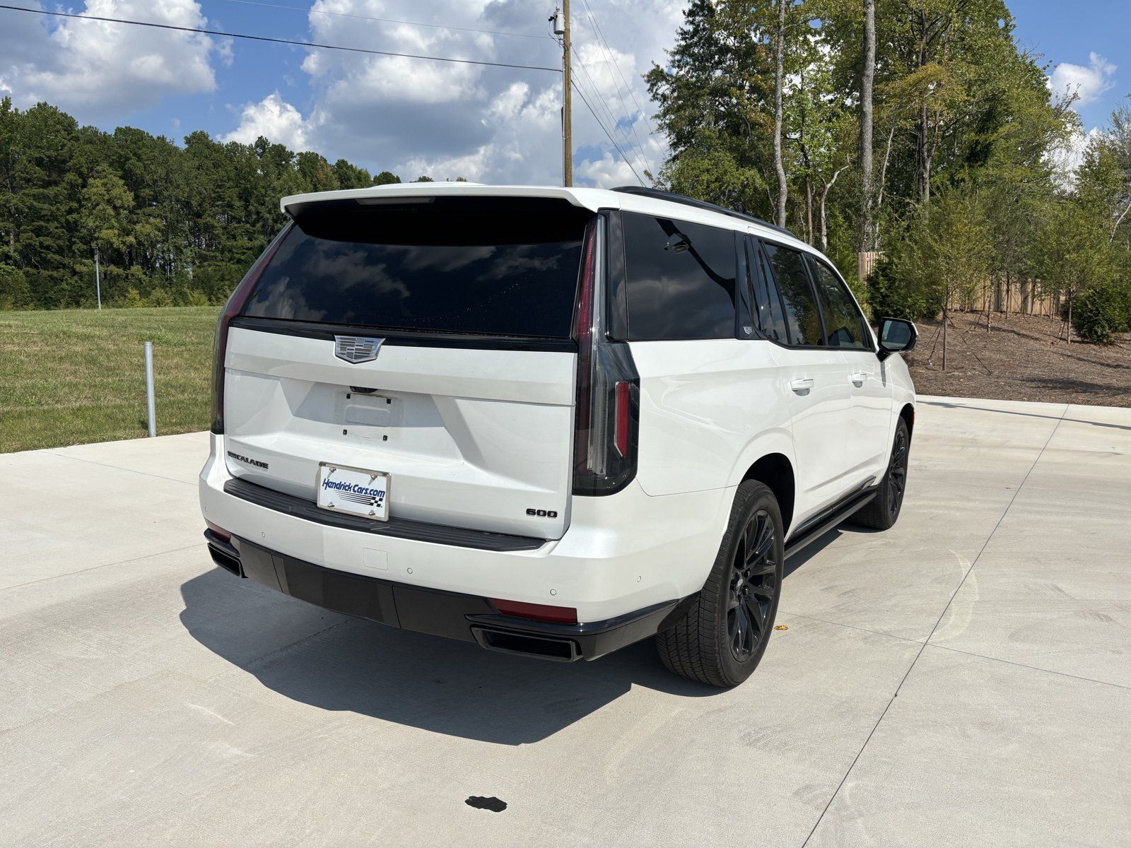 Used 2024 Cadillac Escalade Sport Platinum w/ LPO, ONYX Package AWD/4WD image 9