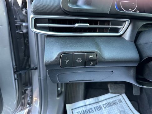 Used 2023 Hyundai Elantra Blue image 21