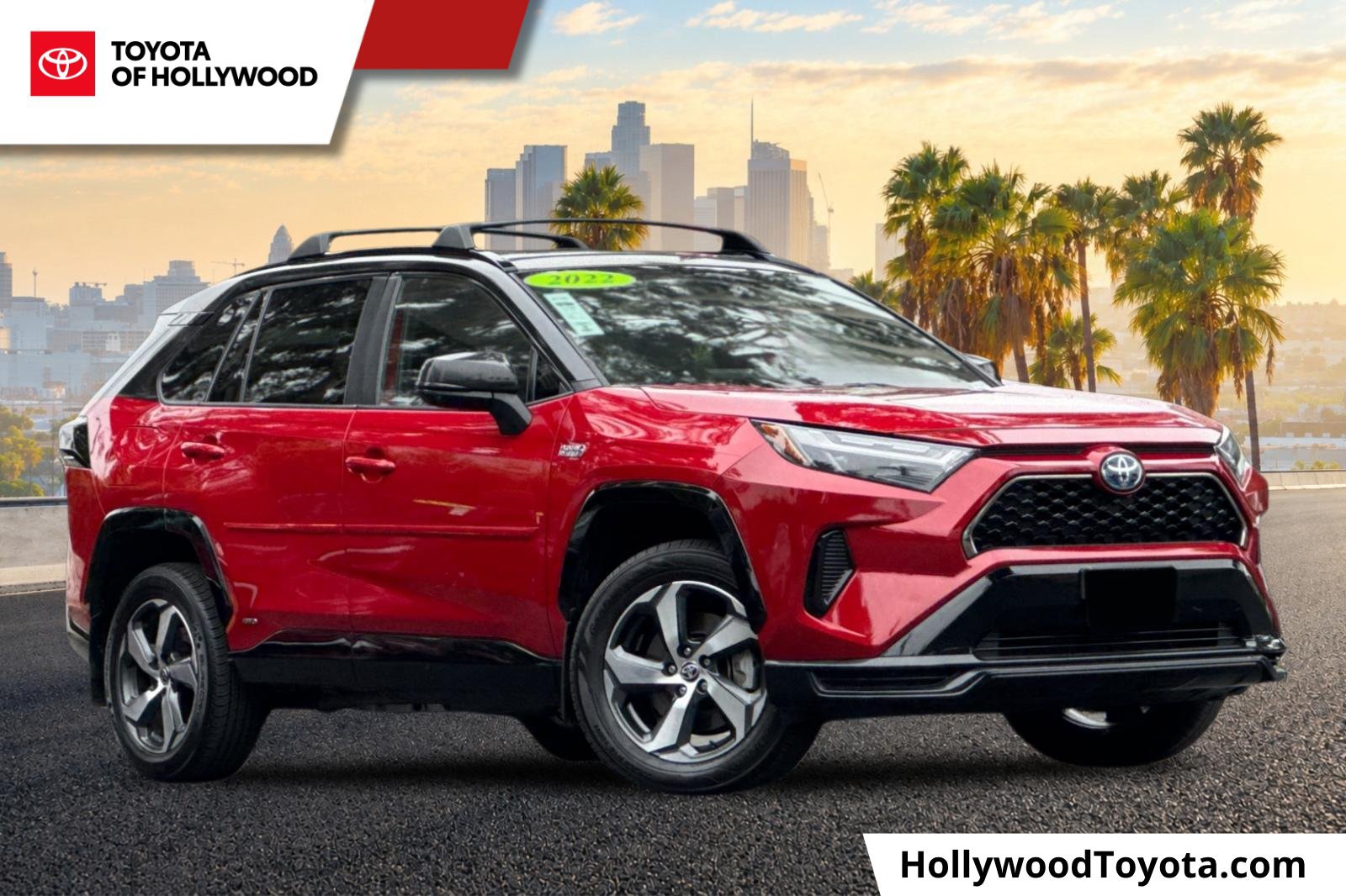 Used 2022 Toyota RAV4 SE w/ Weather & Moonroof Package AWD/4WD image 1