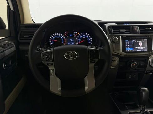 Used 2017 Toyota 4Runner SR5 Premium image 20