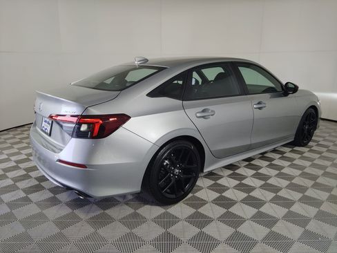 Certified 2025 Honda Civic Sport image 9