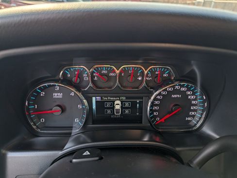 Used 2018 Chevrolet Silverado 1500 LT w/ All Star Edition image 23